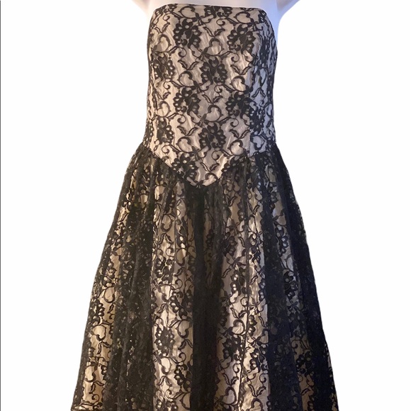 L.A Glo Strapless Lace Sundress - Picture 2 of 5